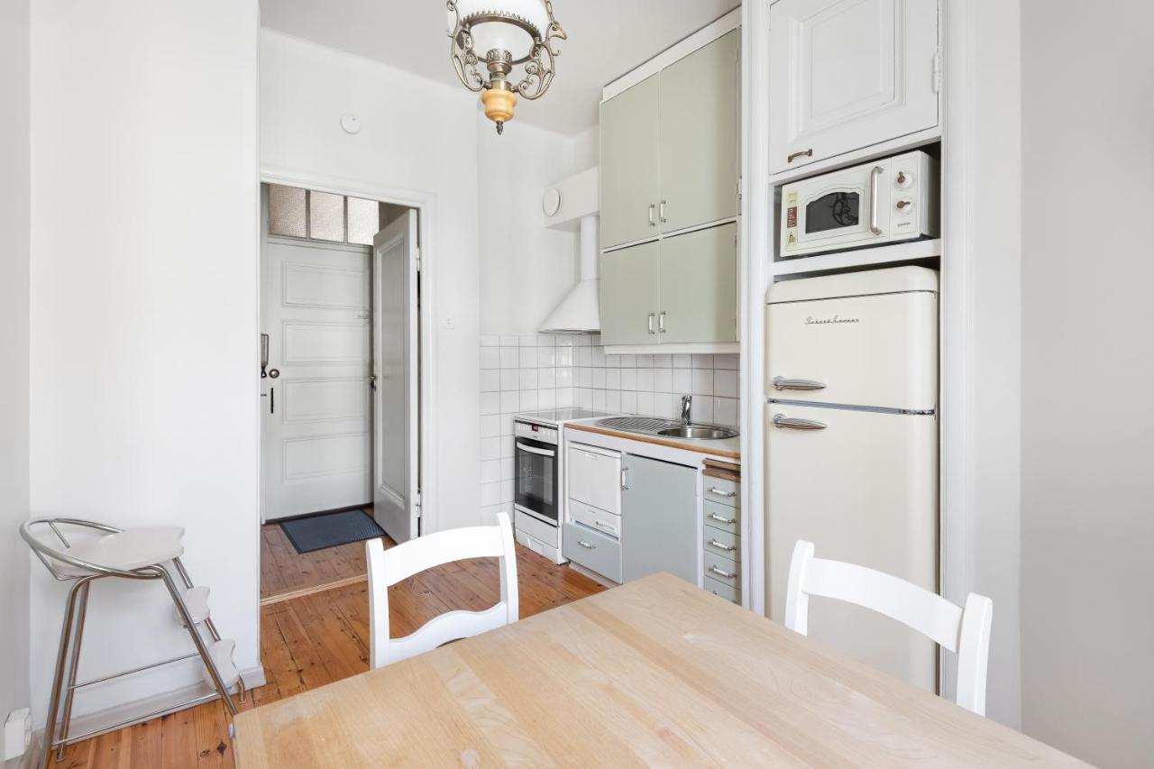 Wehost Spacious Studio For 5 With A Kitchen Helsingfors Exteriör bild