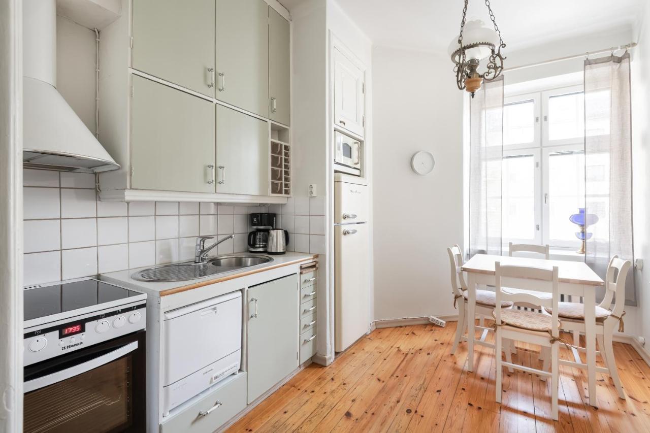 Wehost Spacious Studio For 5 With A Kitchen Helsingfors Exteriör bild